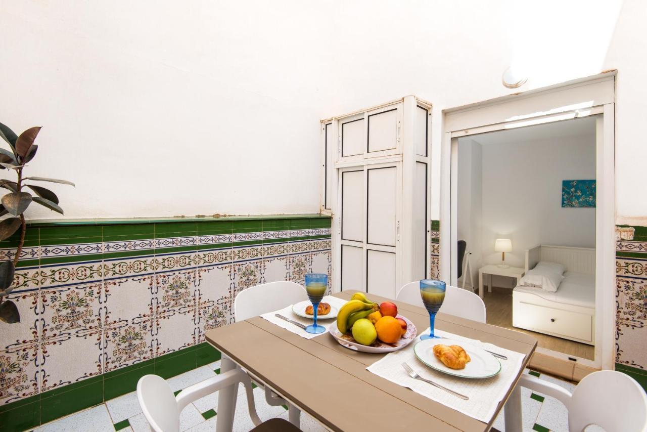 Picasso Center Apartment Malaga Exterior photo